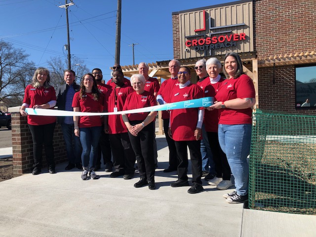 Crossover Outreach reopens in new building in Flint’s Grand Traverse District